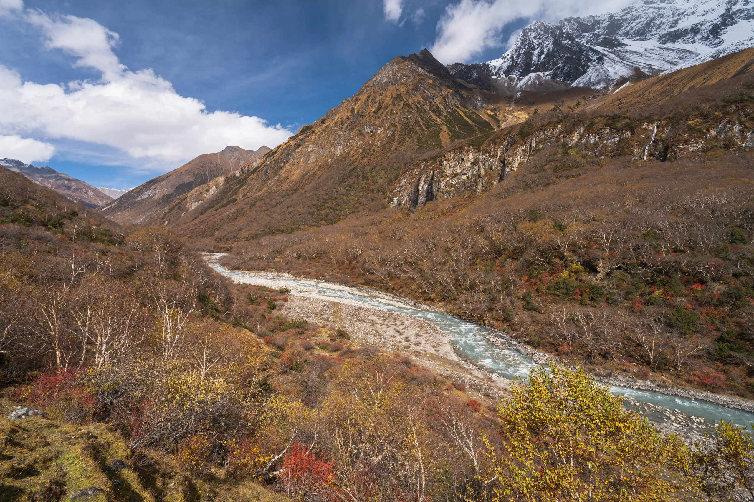 Beautiful landscape of mountain and river in Manaslu circuit trek in autumn season, Nepal